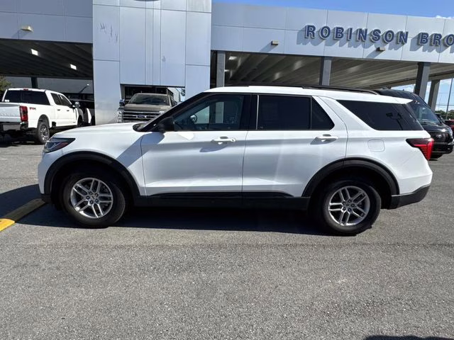 2026 White Metallic Ford Explorer Active RWD SUV