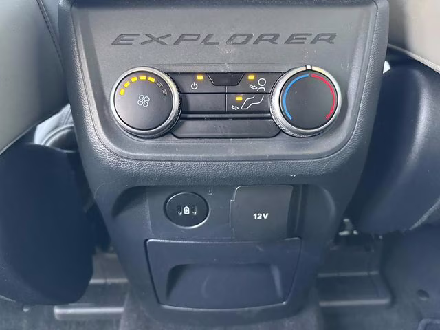 2026 White Metallic Ford Explorer Active RWD SUV