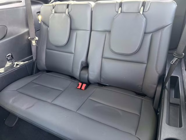 2026 White Metallic Ford Explorer Active RWD SUV