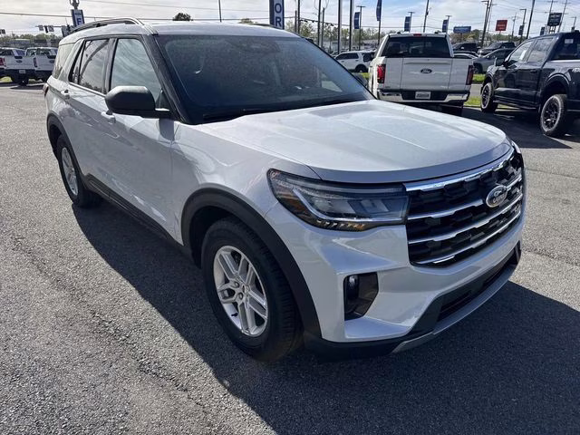 2026 White Metallic Ford Explorer Active RWD SUV