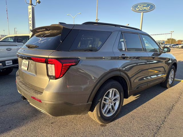 2026 Gray Metallic Ford Explorer Active RWD SUV