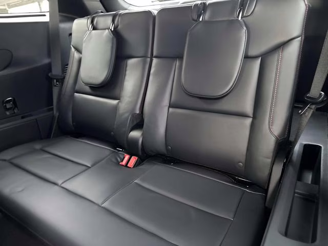 2026 White Metallic Ford Explorer ST-Line RWD SUV