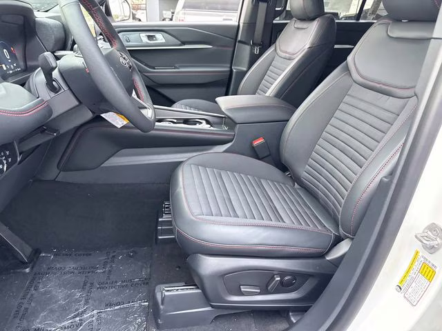 2026 White Metallic Ford Explorer ST-Line RWD SUV