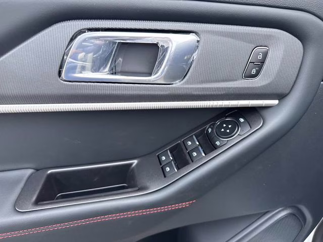 2026 White Metallic Ford Explorer ST-Line RWD SUV