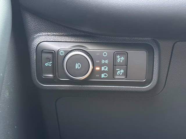 2026 White Metallic Ford Explorer ST-Line RWD SUV