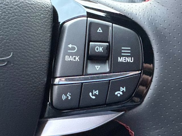 2026 White Metallic Ford Explorer ST-Line RWD SUV