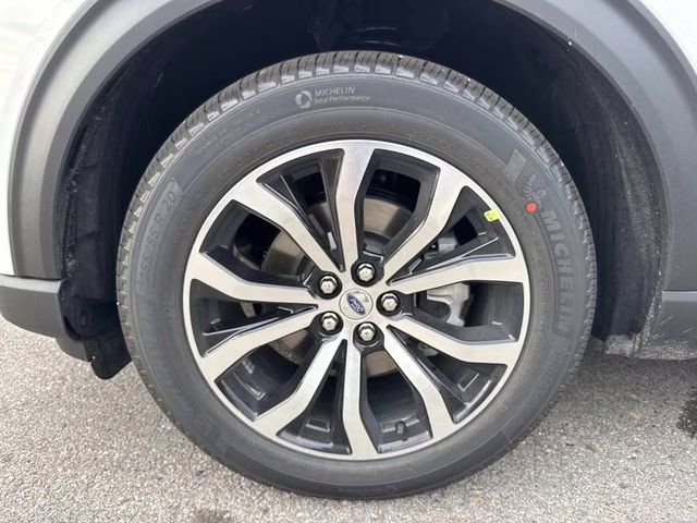 2026 White Metallic Ford Explorer ST-Line RWD SUV