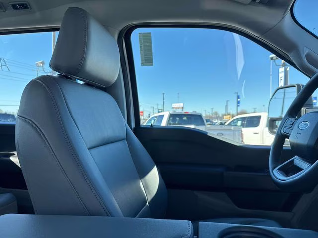 2026 Oxford White Ford Super Duty F-250 SRW XL 4X4 Truck