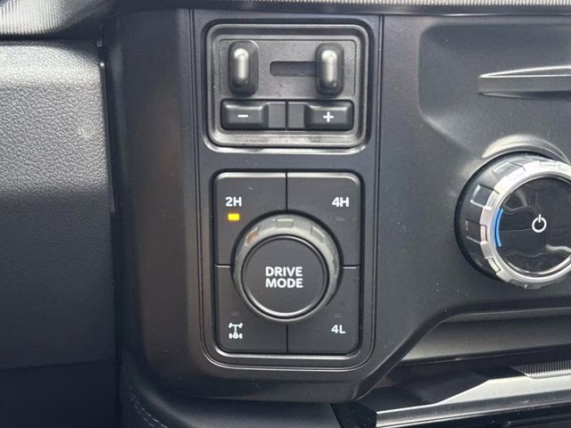 2026 Avalanche Ford Super Duty F-250 SRW Platinum 4X4 Truck