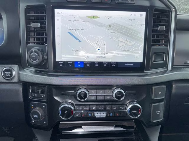 2024 Black Metallic Ford Super Duty F-250 SRW Platinum 4X4 Truck