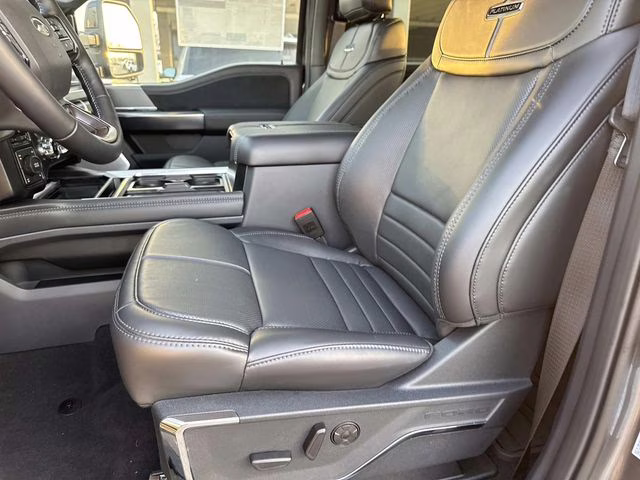2026 Gray Metallic Ford Super Duty F-250 SRW Platinum 4X4 Truck