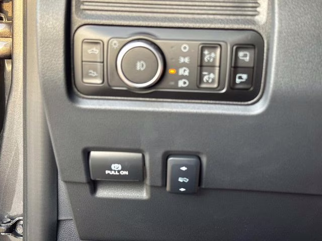 2026 Gray Metallic Ford Super Duty F-250 SRW Platinum 4X4 Truck