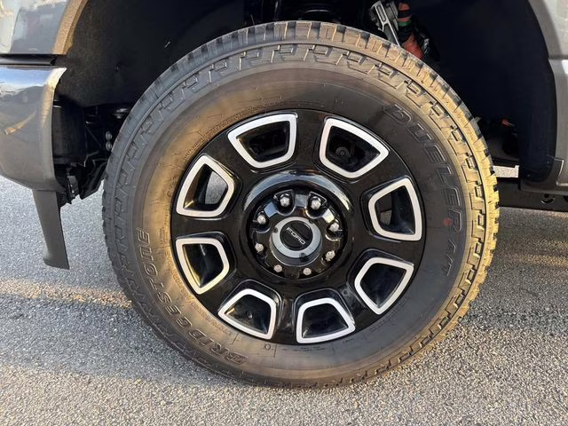 2026 Gray Metallic Ford Super Duty F-250 SRW Platinum 4X4 Truck