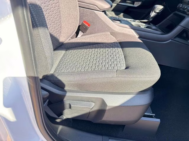 2025 Oxford White Ford Ranger XLT RWD Truck