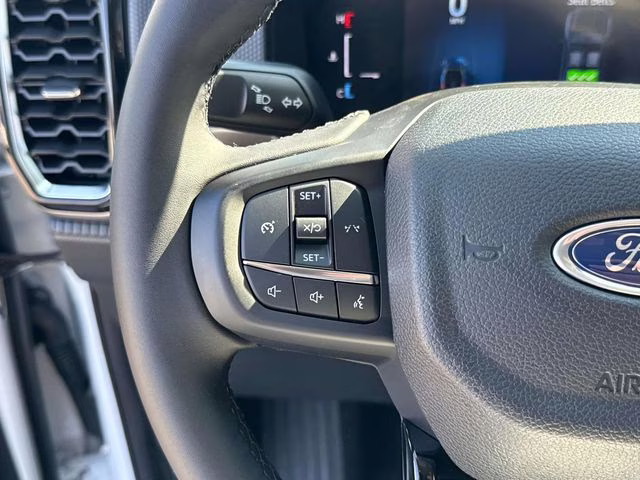 2025 Oxford White Ford Ranger XLT RWD Truck