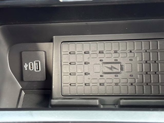 2025 Oxford White Ford F-150 XLT 4X4 Truck