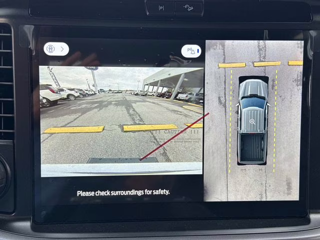 2025 Oxford White Ford F-150 XLT 4X4 Truck