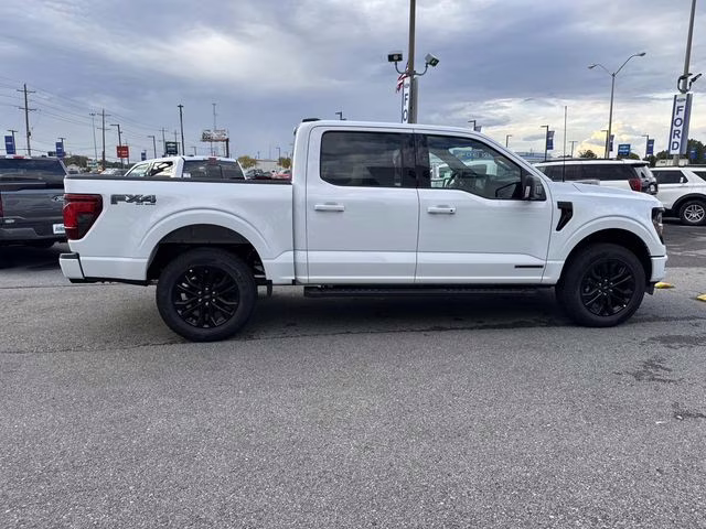 2025 Oxford White Ford F-150 XLT 4X4 Truck
