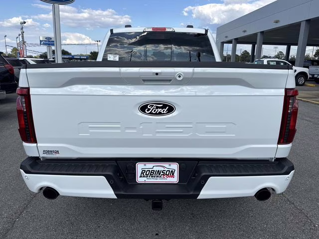 2025 Oxford White Ford F-150 XLT 4X4 Truck