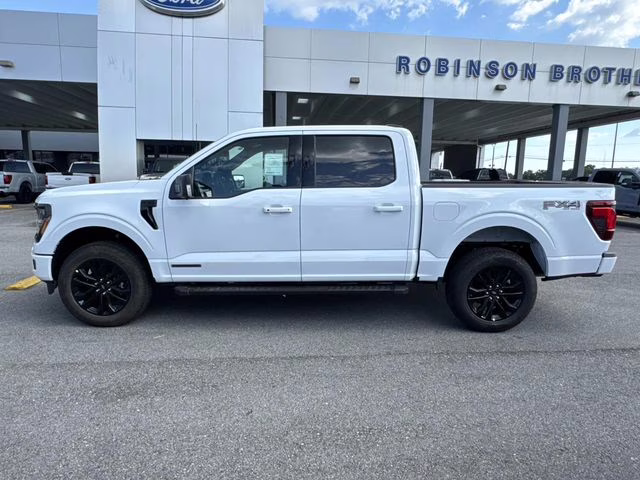 2025 Oxford White Ford F-150 XLT 4X4 Truck