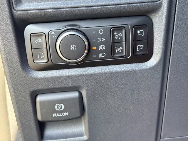 2025 Black Metallic Ford F-150 XLT 4X4 Truck