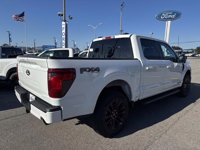 2025 Oxford White Ford F-150 XLT 4X4 Truck