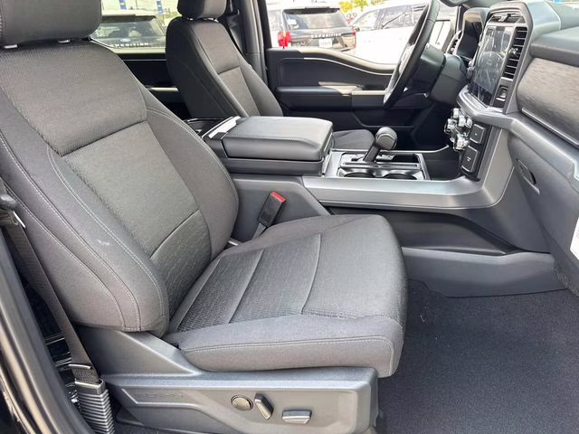 2025 Black Metallic Ford F-150 XLT 4X4 Truck