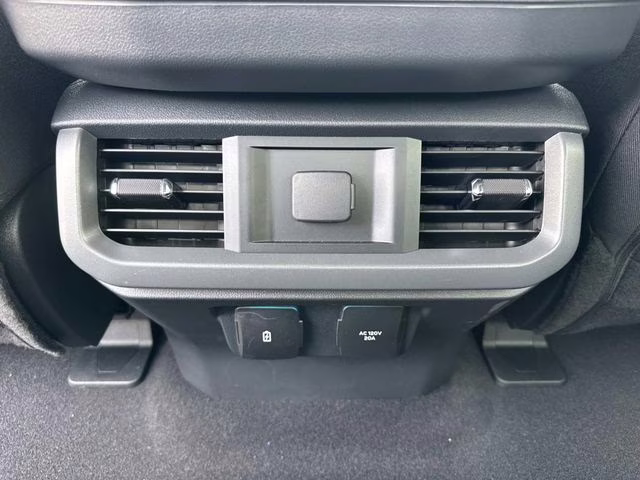 2025 Black Metallic Ford F-150 XLT 4X4 Truck