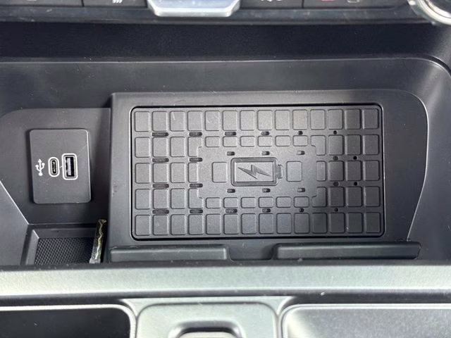 2025 Black Metallic Ford F-150 XLT 4X4 Truck