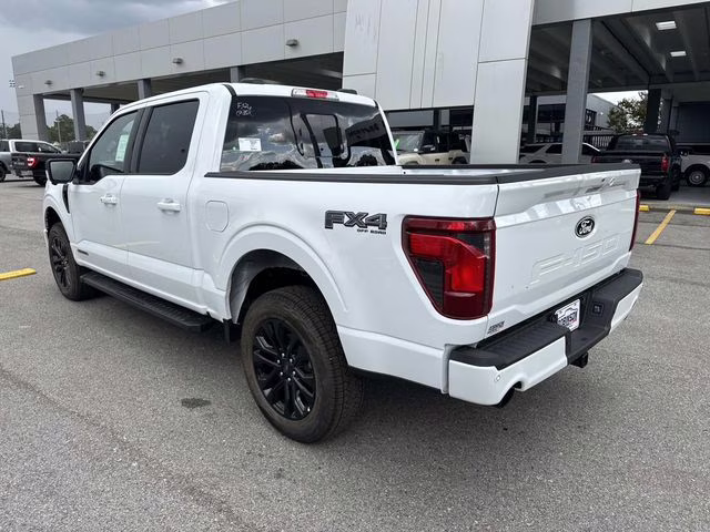 2025 Oxford White Ford F-150 XLT 4X4 Truck