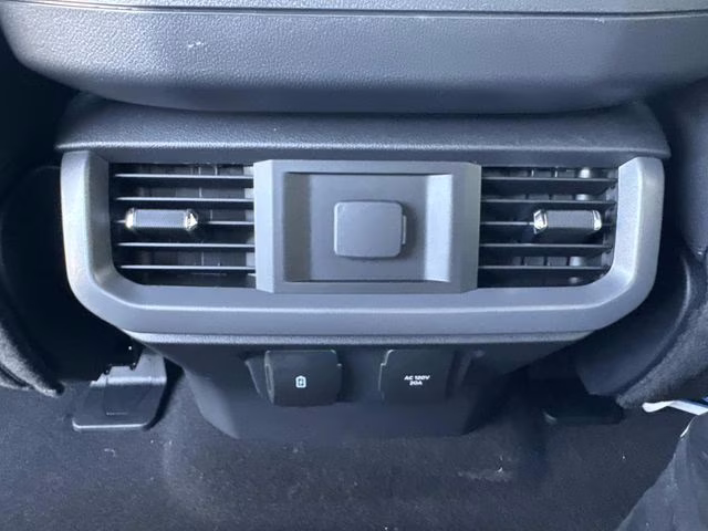 2025 Gray Metallic Ford F-150 XLT 4X4 Truck