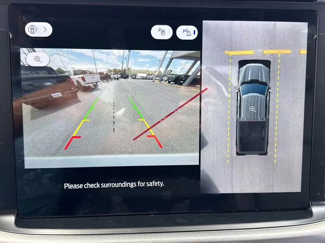 2025 White Metallic Ford F-150 Lariat 4X4 Truck