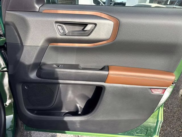 2025 Green Metallic Ford Bronco Sport Outer Banks 4X4 SUV