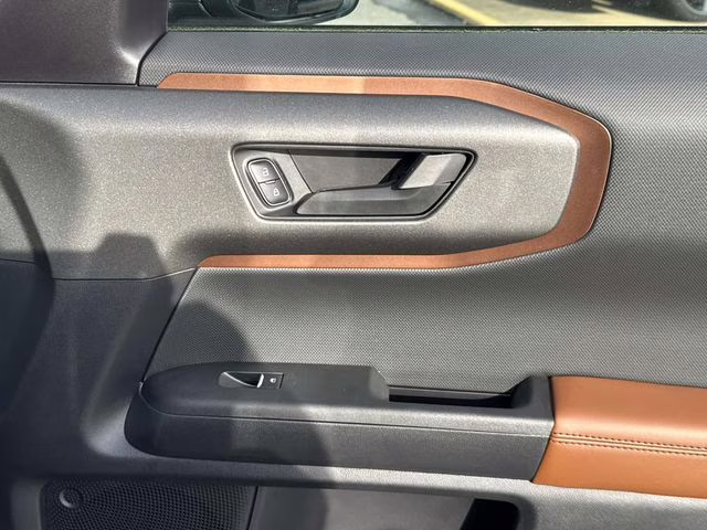 2025 Green Metallic Ford Bronco Sport Outer Banks 4X4 SUV