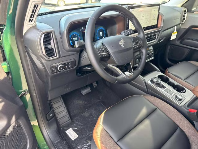 2025 Green Metallic Ford Bronco Sport Outer Banks 4X4 SUV