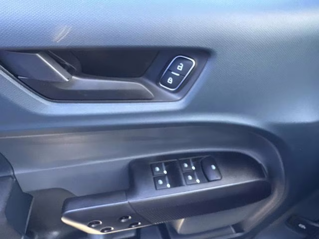 2026 Oxford White Ford Maverick XL AWD Truck