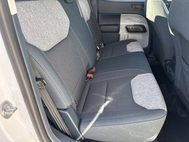 2026 Oxford White Ford Maverick XLT AWD Truck