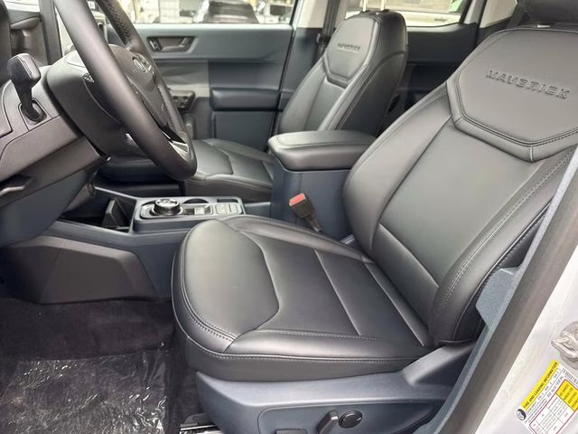 2026 White Metallic Ford Maverick Lariat AWD Truck