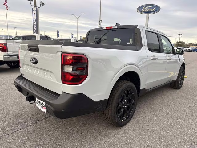 2026 White Metallic Ford Maverick Lariat AWD Truck