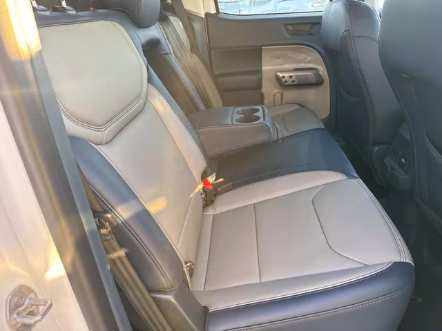 2026 Oxford White Ford Maverick Lariat AWD Truck