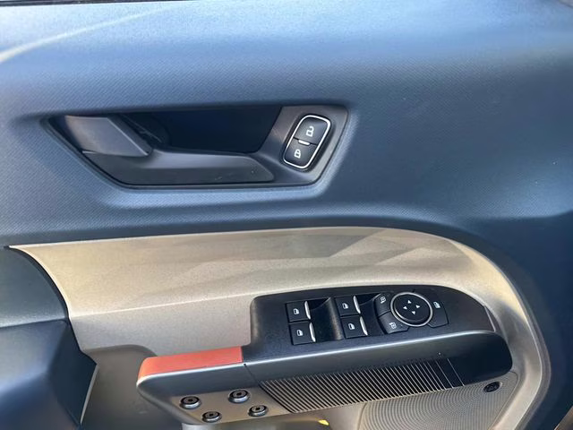 2026 Oxford White Ford Maverick Lariat AWD Truck