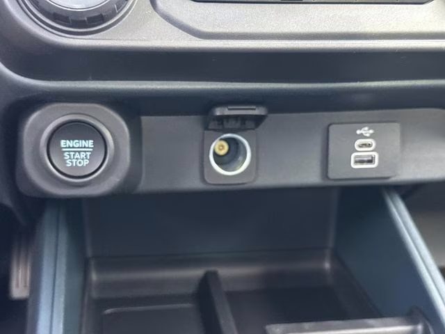 2026 Shadow Black Ford Maverick Lariat AWD Truck