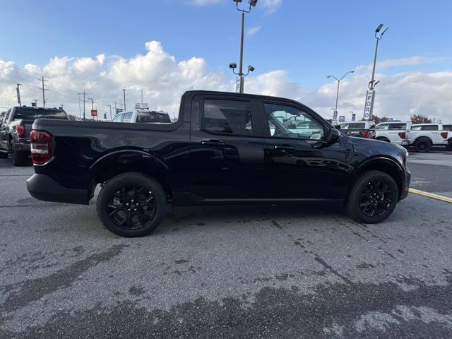 2026 Shadow Black Ford Maverick Lariat AWD Truck