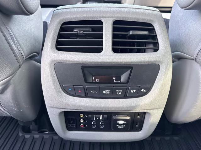 2016 Grey Honda Pilot Touring FWD SUV