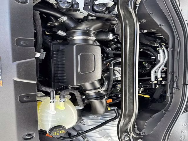 2025 White Metallic Lincoln Aviator Black Label AWD SUV