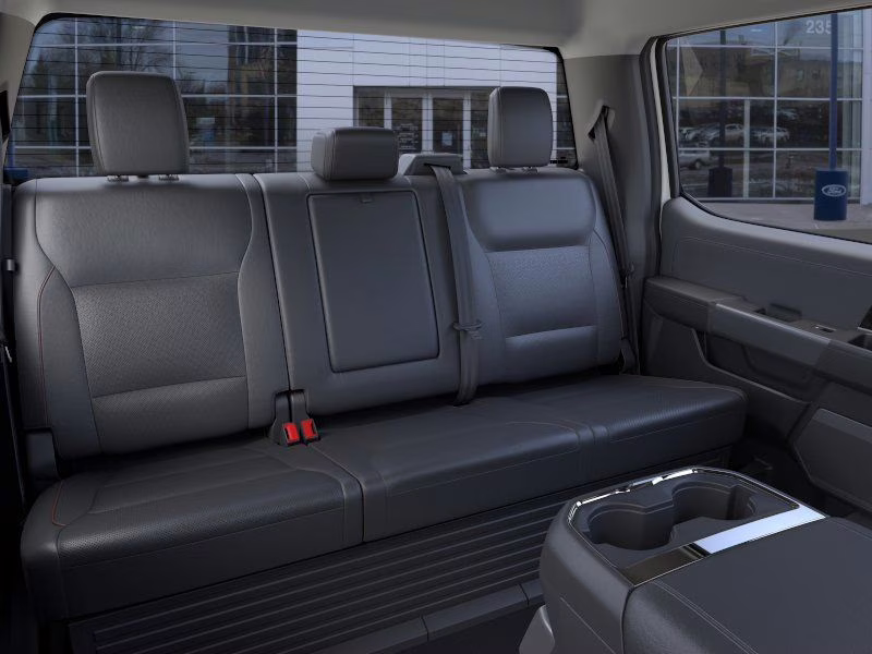 2026 Star White Metallic Tri-Coat Ford Super Duty F-350 SRW Lariat 4X4 Truck