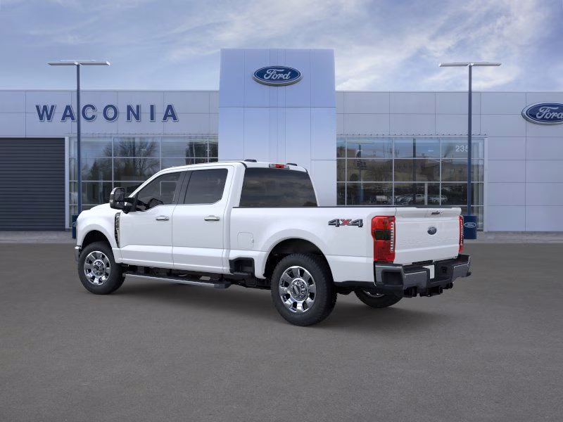2026 Star White Metallic Tri-Coat Ford Super Duty F-350 SRW Lariat 4X4 Truck