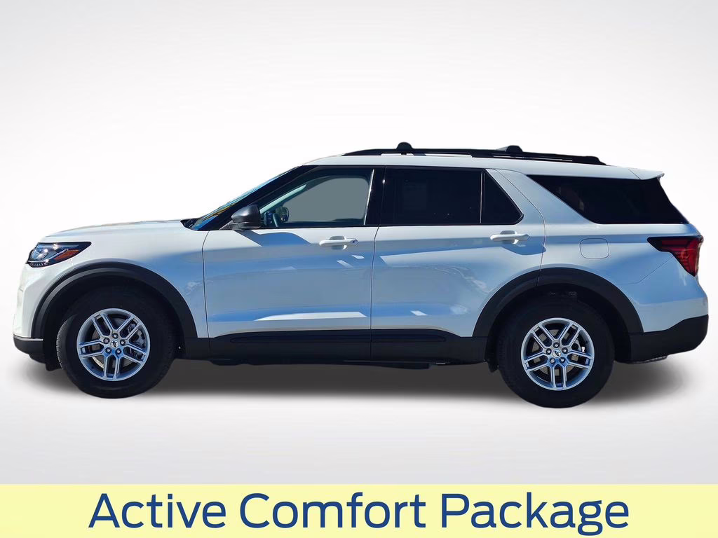2026 Star White Metallic Tri-Coat Ford Explorer Active RWD SUV
