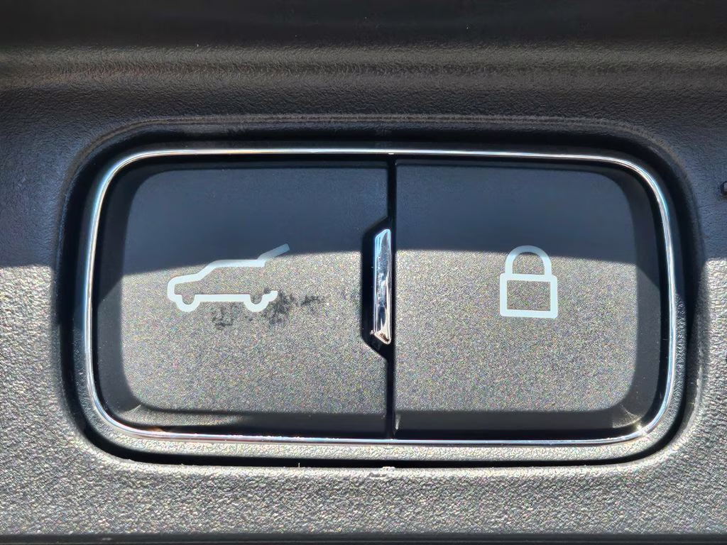 2026 Star White Metallic Tri-Coat Ford Explorer Active RWD SUV