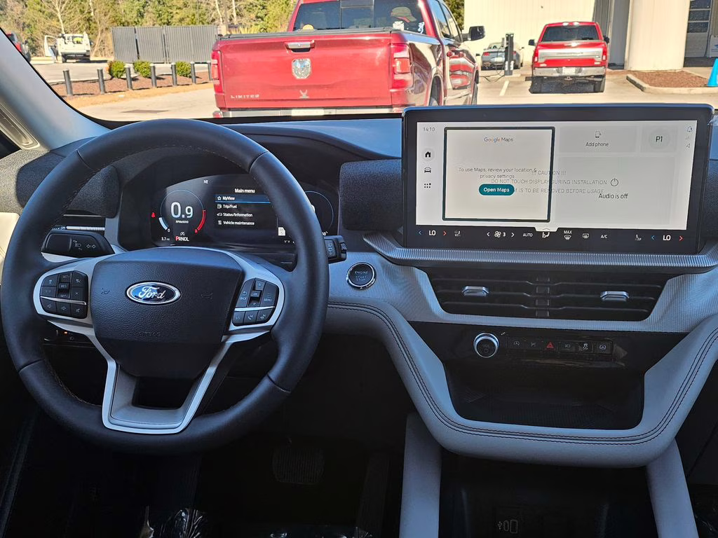 2026 Star White Metallic Tri-Coat Ford Explorer Active RWD SUV